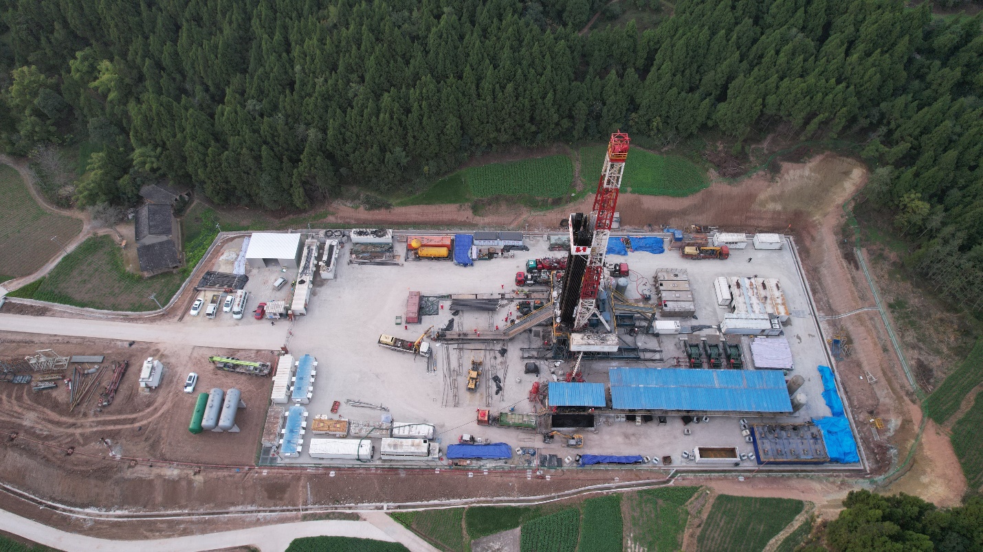 洛克石油八角场气田整年产量立异高，，，，，，，同比增添超50%