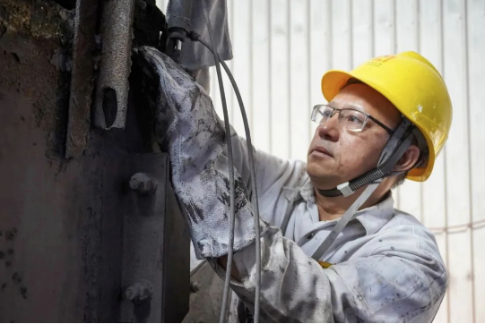 GA黄金甲员工陈用利:喜报 | GA黄金甲员工陈用利被授予“海南省劳动模范称呼”